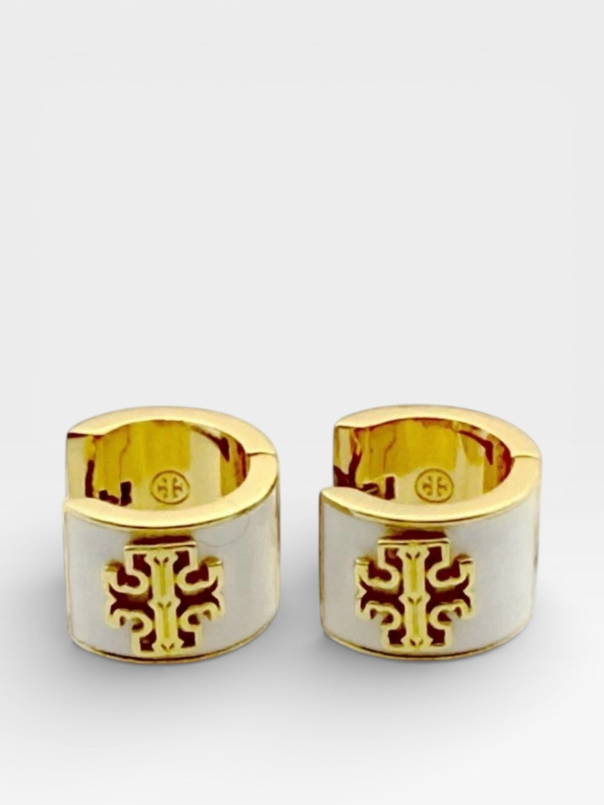 Tory Burch Britten Enamel Huggie White NWT