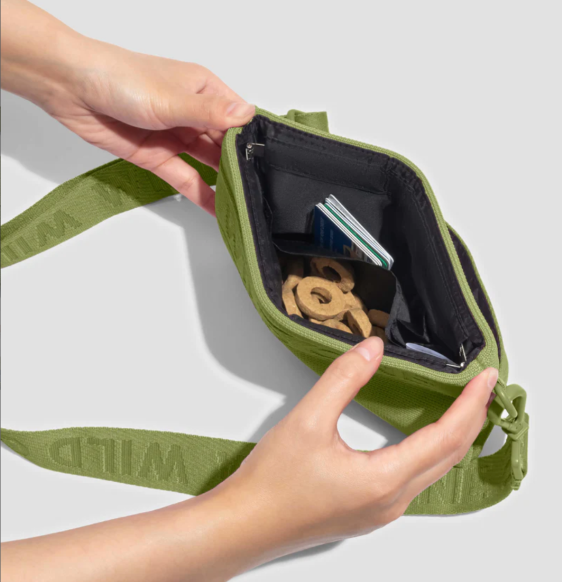 Wild One Treat Pouch Moss(Khaki Green) Limited Edition