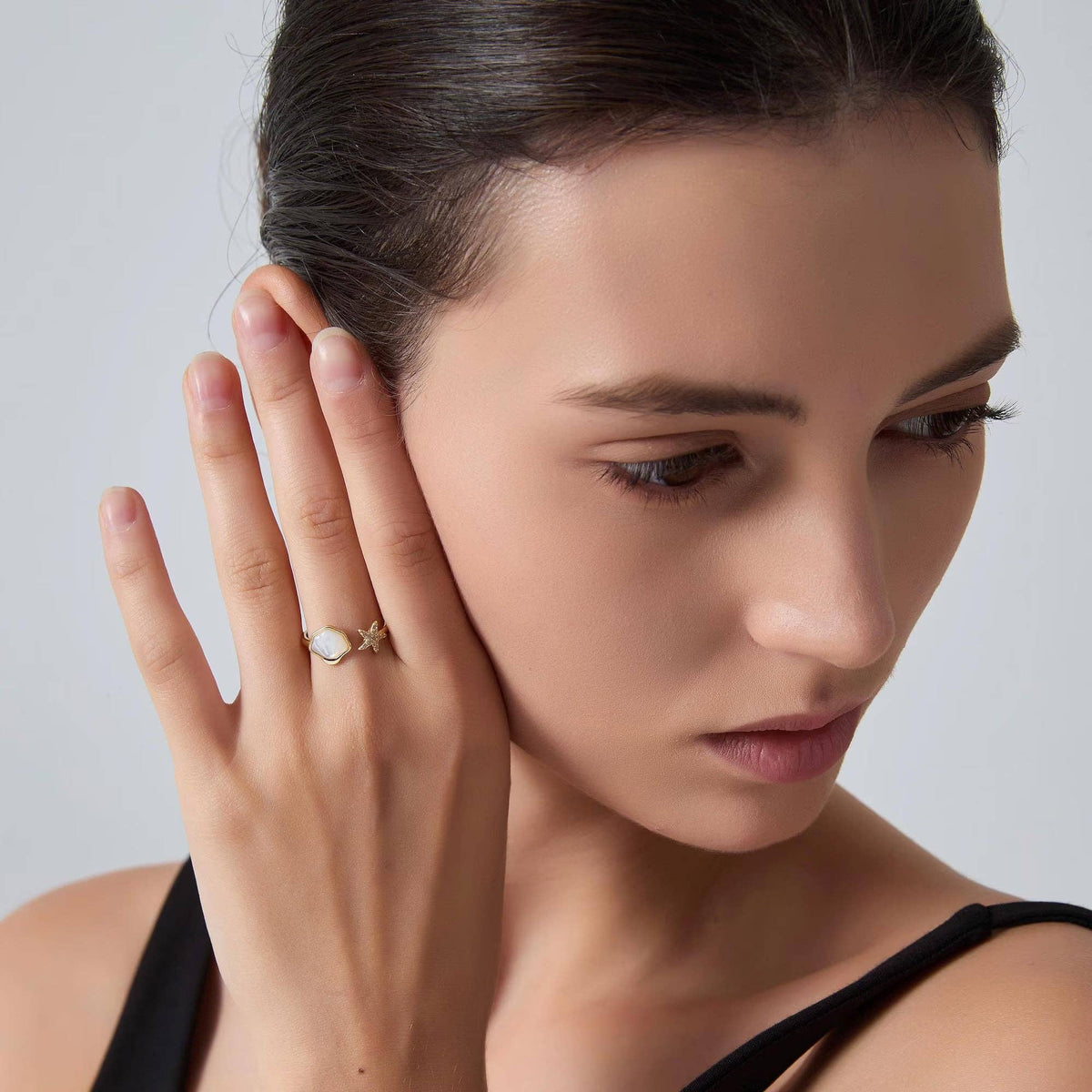 Mother of Pearl Shell Starfish Ring in 925 Sterling Silver: Silver