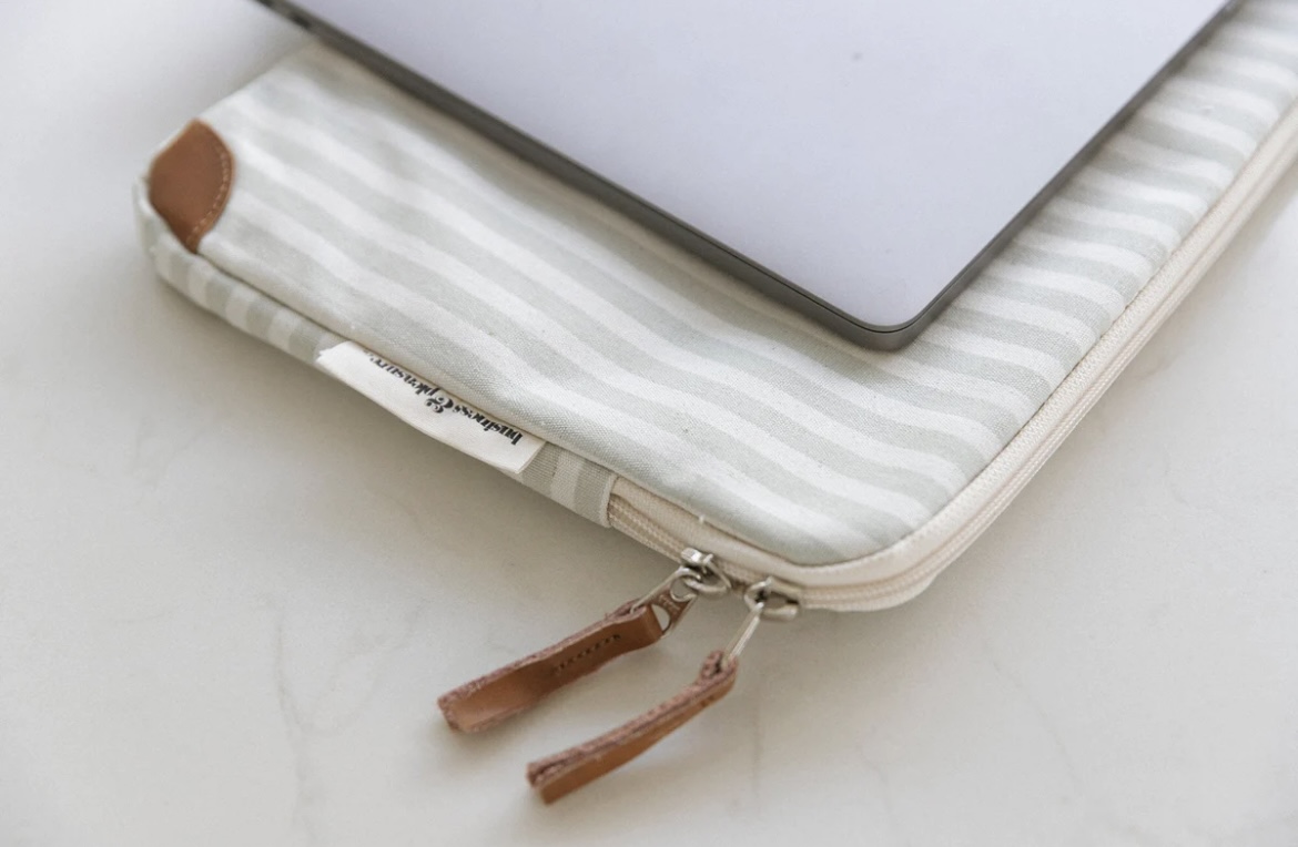 Business & Pleasure Co. THE LAPTOP SLEEVE - Lauren's Sage Stripe - Image 3