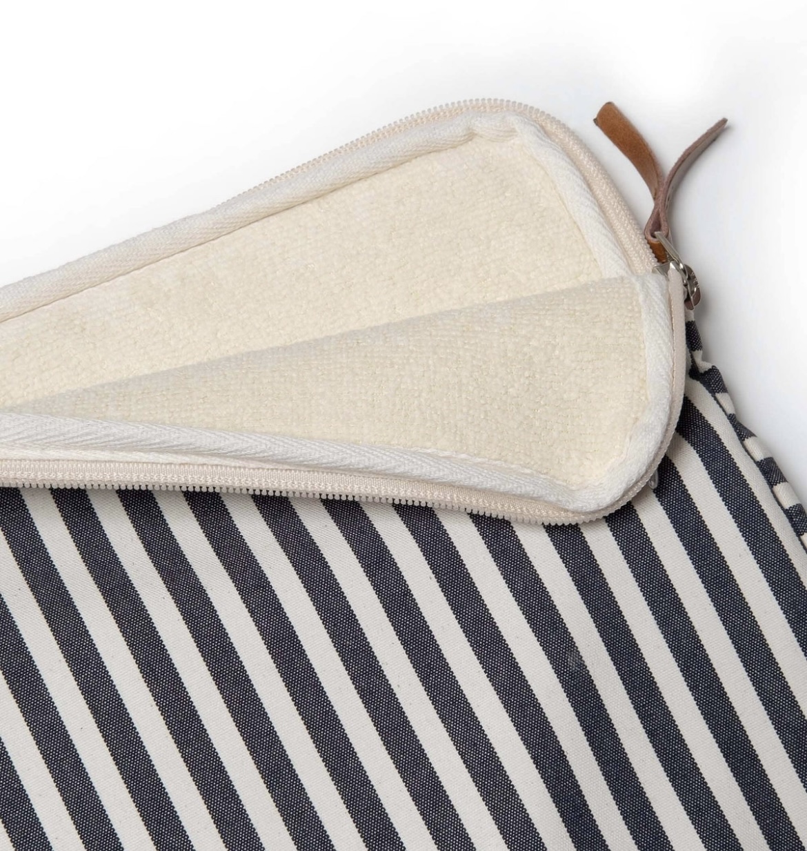 Business & Pleasure Co. THE LAPTOP SLEEVE - LAUREN'S NAVY STRIPE - Image 8
